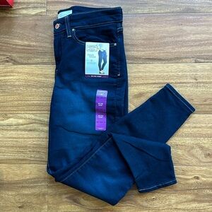 🆕 Women’s Signature Levi Strauss Mid Rise Skinny Jeans 10 Short